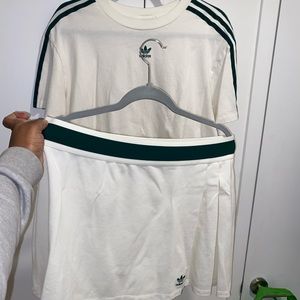 Adidas two piece shirt and crop shirt